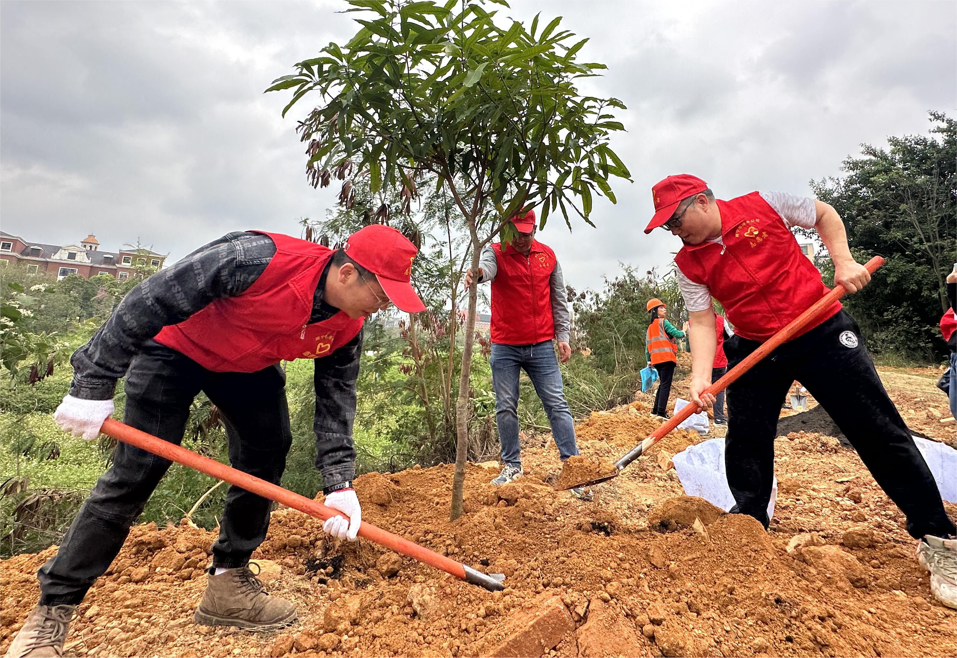 春暖三月學雷鋒，綠水青山黨旗紅 ——排水公司黨總支開展2023年學雷鋒 志愿服務活動